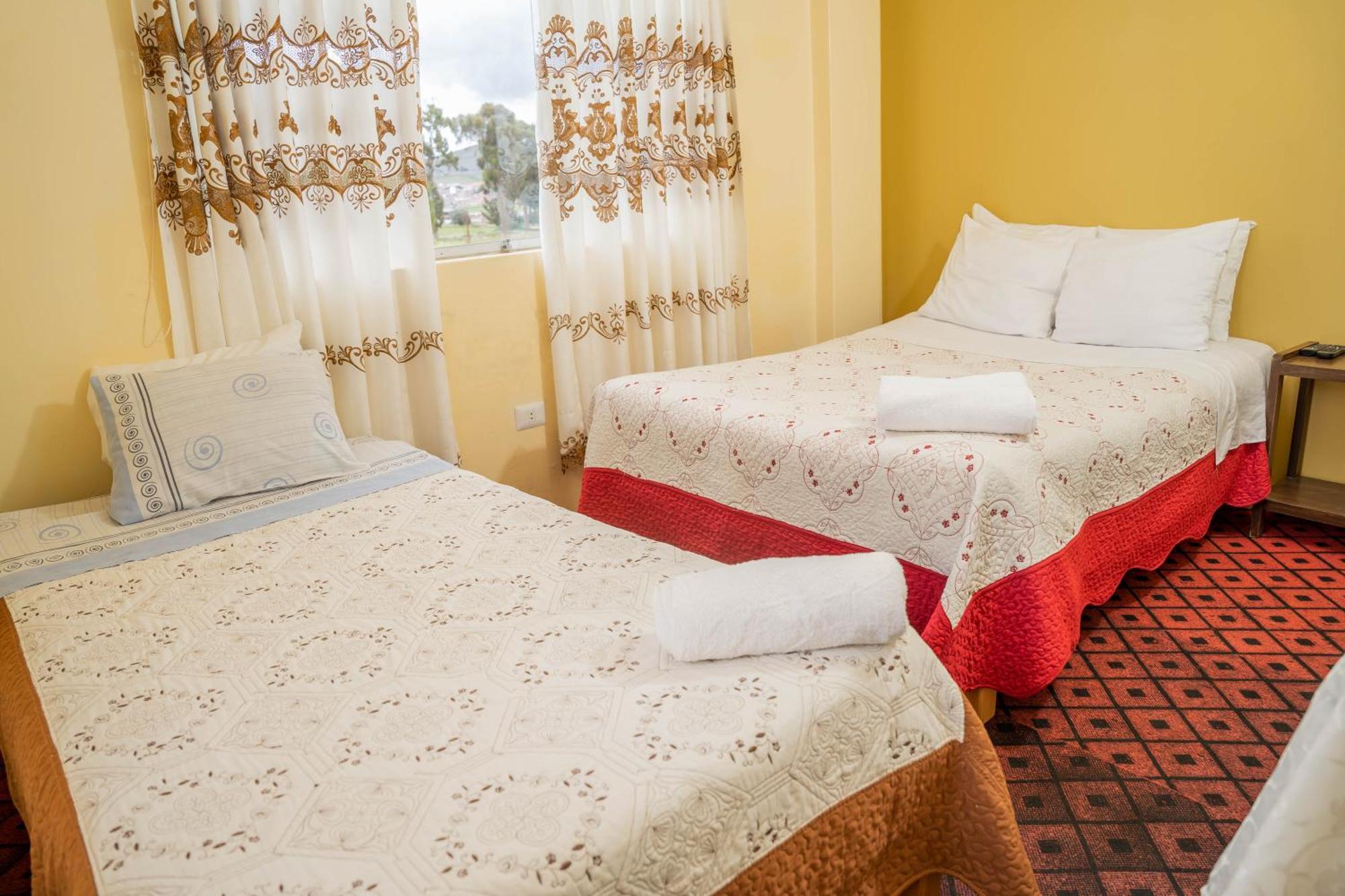Hotel Summita Yunguyo Dış mekan fotoğraf