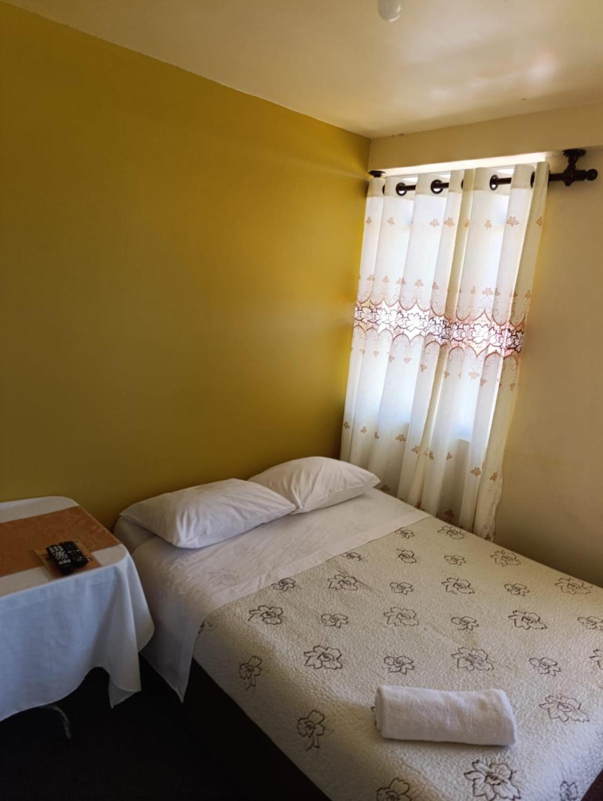 Hotel Summita Yunguyo Dış mekan fotoğraf