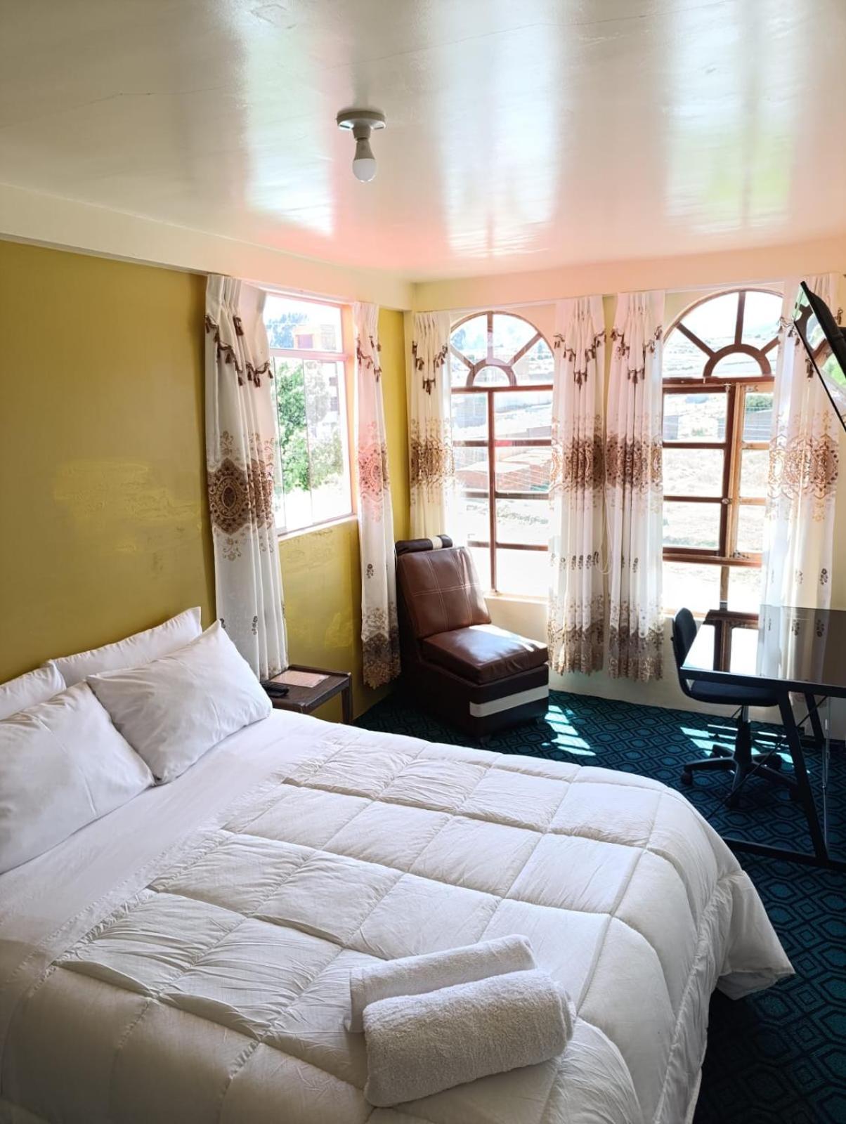 Hotel Summita Yunguyo Dış mekan fotoğraf