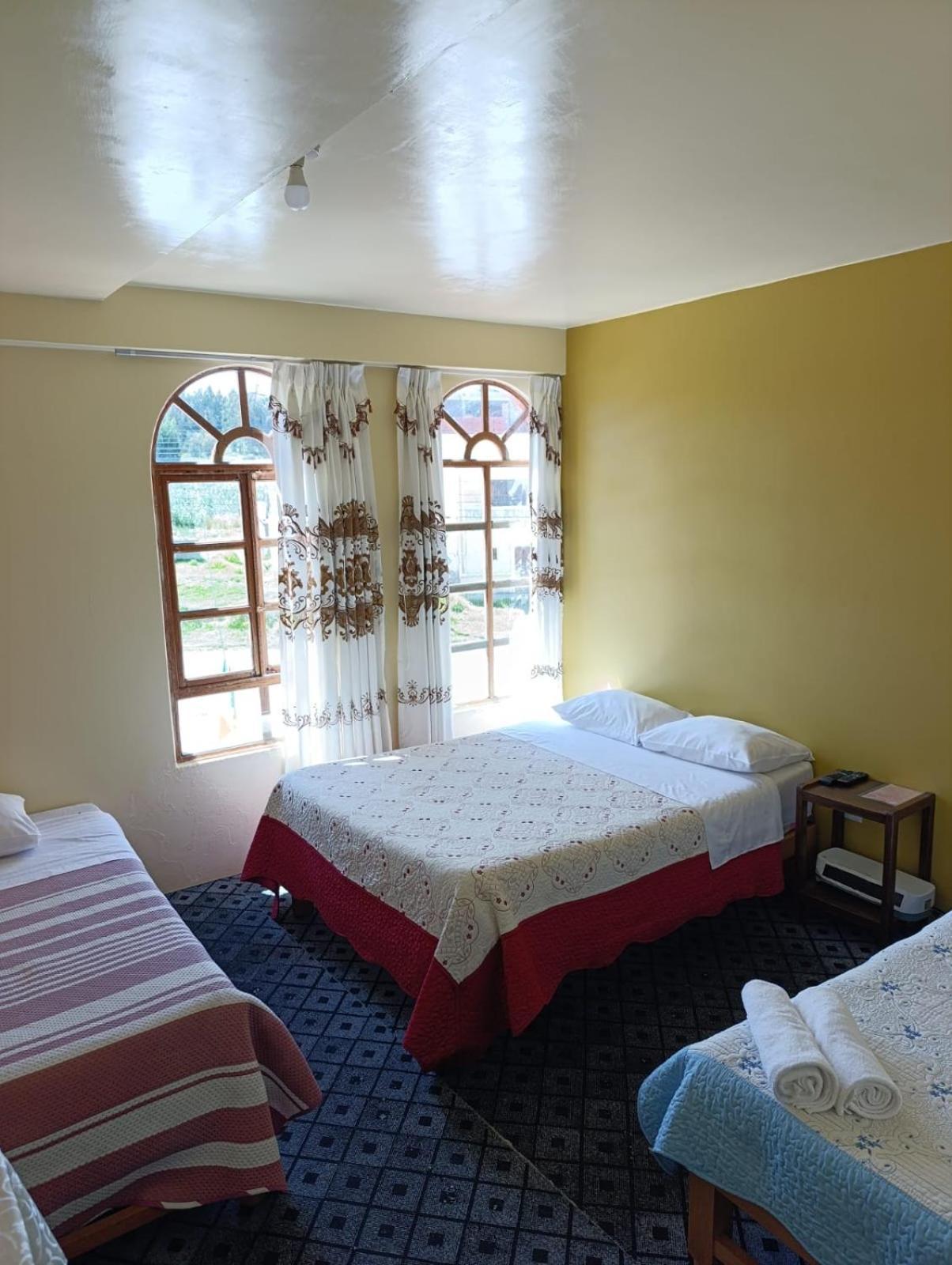 Hotel Summita Yunguyo Dış mekan fotoğraf